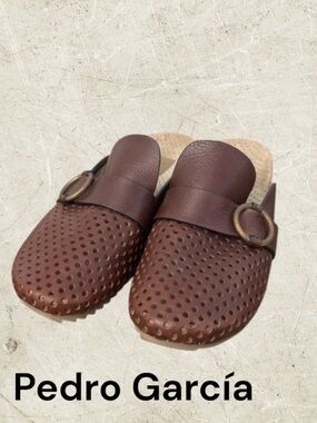 Pedro Garcia Leather Buckle Clogs
Size 40= 9.5 to 10 fit